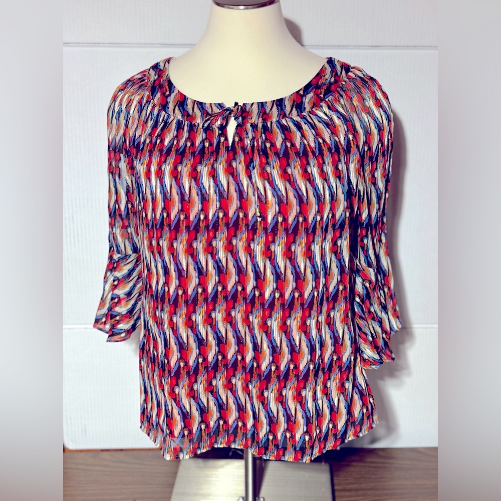 Glance Women’s2X 2 layer multi colored too sleeves are open upper arm and belled